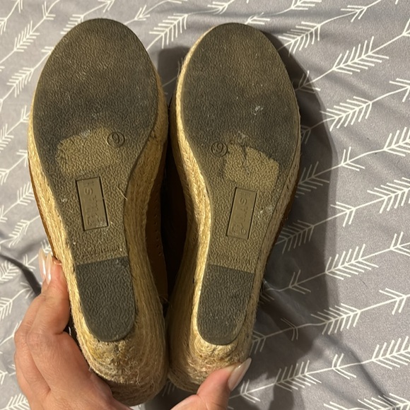 Brown Zipup Wedge - Picture 4 of 4